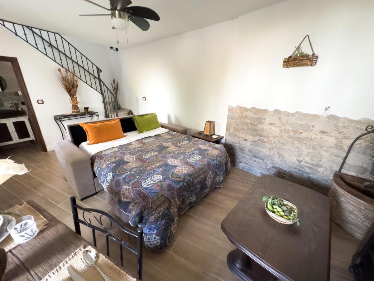 דירות Setenil De Las Bodegas Casita Zamudio מראה חיצוני תמונה